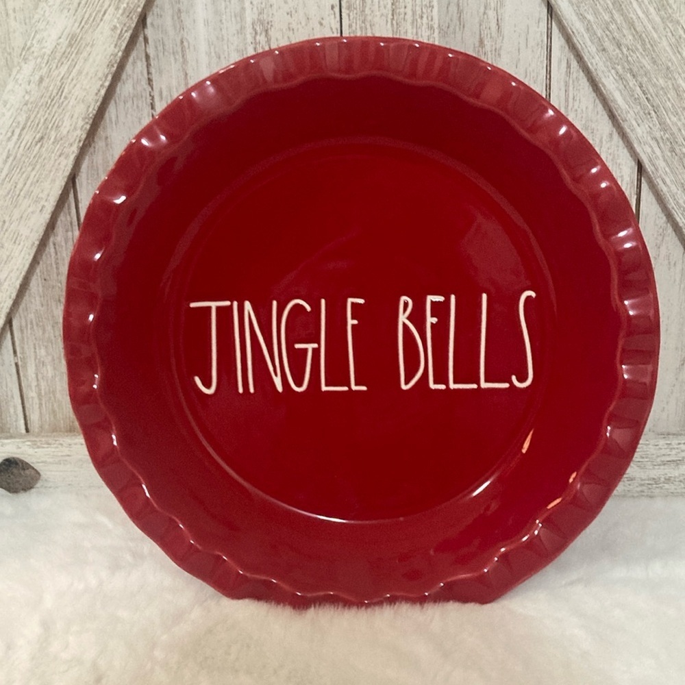 Rae Dunn Jingle Bells Pie Dish